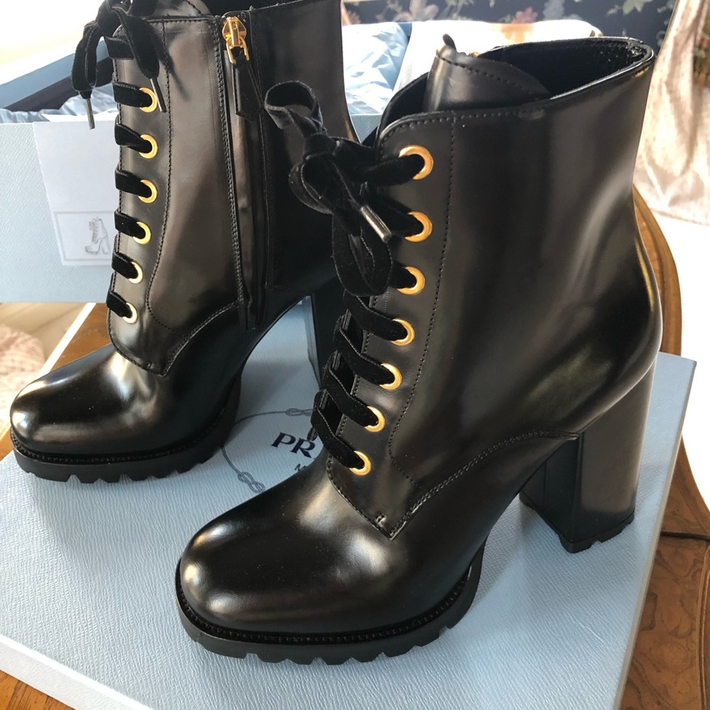 🔴SOLD🔴Prada Ankle Lace-Up Lug Sole & Heel Bootie